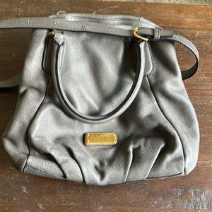 Marc Jacobs taupe purse